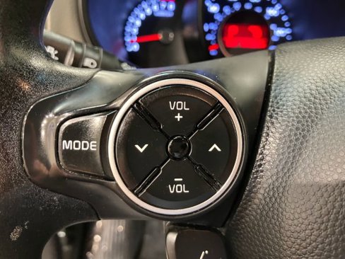 Used 2016 Kia Soul image 34