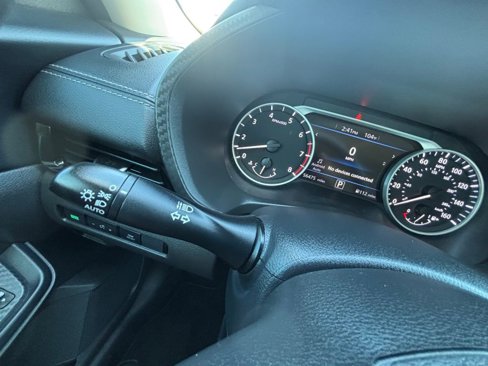 Used 2023 Nissan Sentra SV image 24