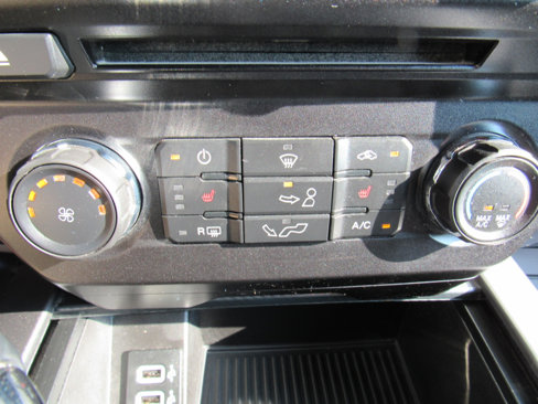Used 2018 Ford F150 XLT w/ Equipment Group 302A Luxury image 21