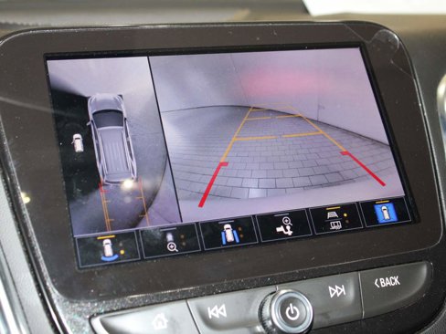 Used 2023 Chevrolet Equinox Premier image 20
