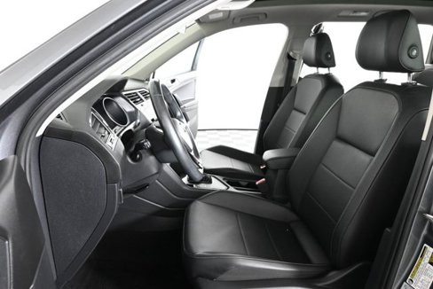 Used 2018 Volkswagen Tiguan SEL image 23