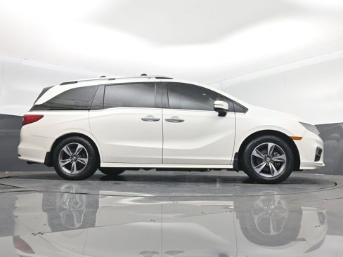 Used 2018 Honda Odyssey Touring image 40