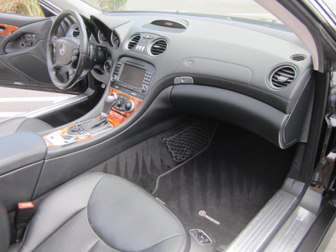 Used 2007 Mercedes-Benz SL 550 w/ AMG Sport Pkg image 24