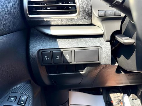 Used 2020 Mitsubishi Eclipse Cross SE image 18