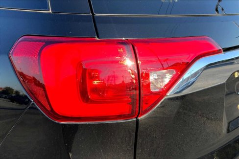 Used 2019 GMC Acadia SLE w/ Driver Alert Package I image 24