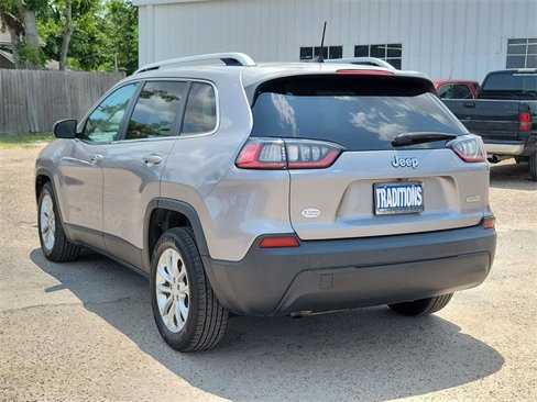 Used 2019 Jeep Cherokee Latitude w/ Popular Appearance Group image 38