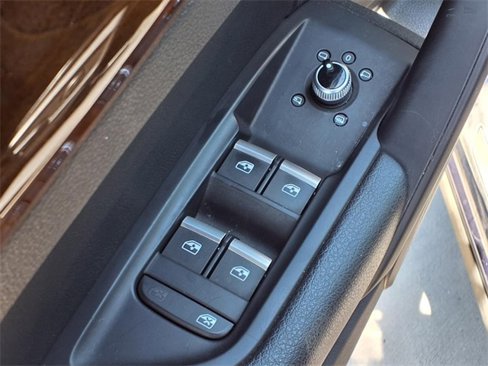 Used 2018 Audi Q5 2.0T Premium Plus image 30