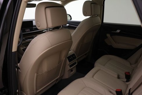 Used 2018 Audi Q5 2.0T Premium Plus w/ Premium Plus Package image 17