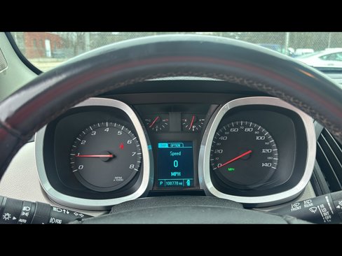 Used 2017 Chevrolet Equinox Premier image 14