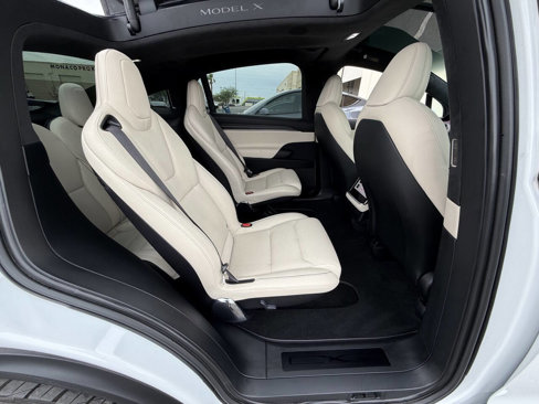 Used 2022 Tesla Model X Plaid image 38