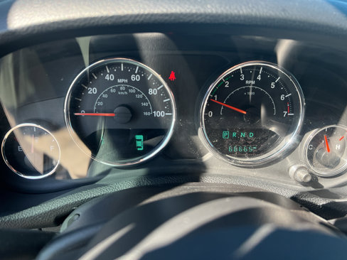 Used 2017 Jeep Wrangler Unlimited Sahara image 17