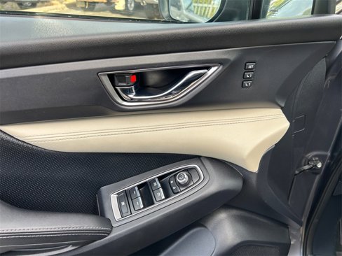 Used 2020 Subaru Ascent Limited w/ Technology Package image 11