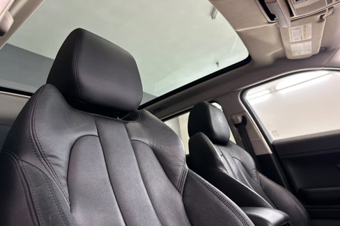 Used 2015 Land Rover Range Rover Evoque Pure Plus image 23