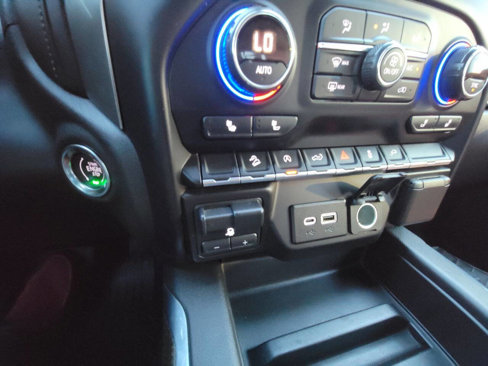 Used 2020 Chevrolet Silverado 1500 RST image 26