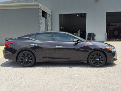 Used 2016 Nissan Maxima SR image 2