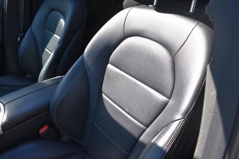 Used 2021 Mercedes-Benz GLC 300 4MATIC w/ AMG Line image 11