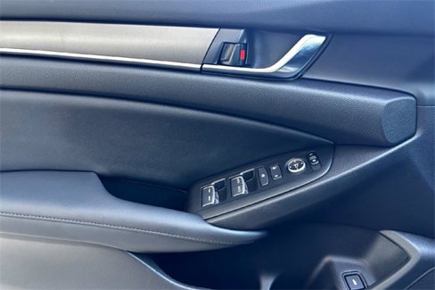 Used 2021 Honda Accord LX image 20