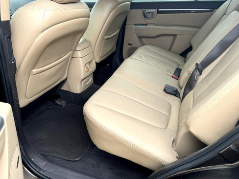 Used 2011 Hyundai Santa Fe Limited image 18
