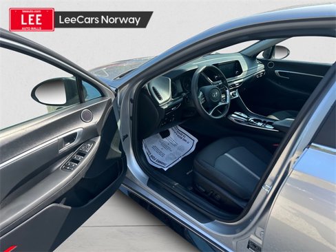 Used 2021 Hyundai Sonata SEL w/ Preferred Accessory Package image 15