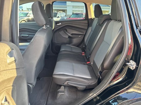 Used 2018 Ford Escape SE image 23