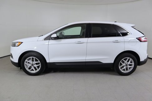 Used 2024 Ford Edge SEL image 10
