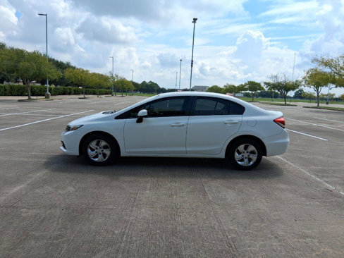Used 2013 Honda Civic LX image 3