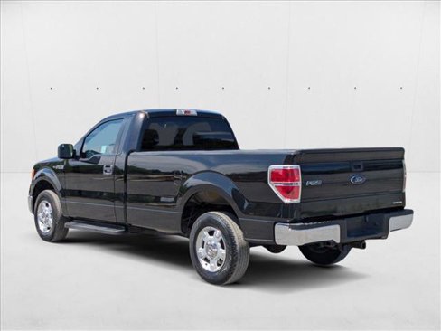 Used 2013 Ford F150 XLT w/ Mid Equipment Group image 8