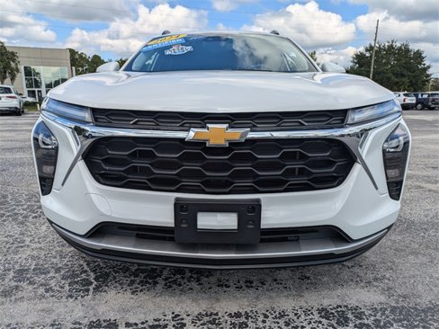 Used 2024 Chevrolet Trax LT image 9