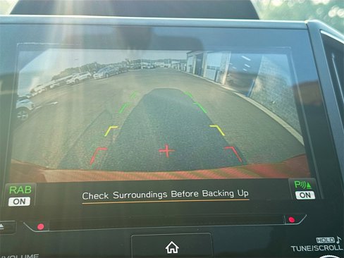 Used 2018 Subaru Crosstrek 2.0i Limited image 11