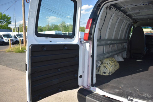 Used 2012 Chevrolet Express 1500 image 34