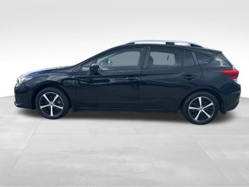 Used 2021 Subaru Impreza 2.0i Premium image 4