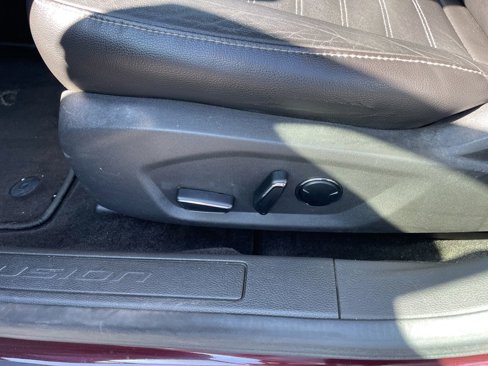 Used 2013 Ford Fusion SE image 20