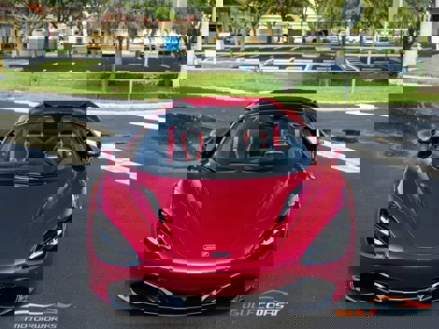 Used 2022 McLaren 720S Performance image 5