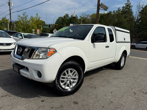 Used 2019 Nissan Frontier SV image 3