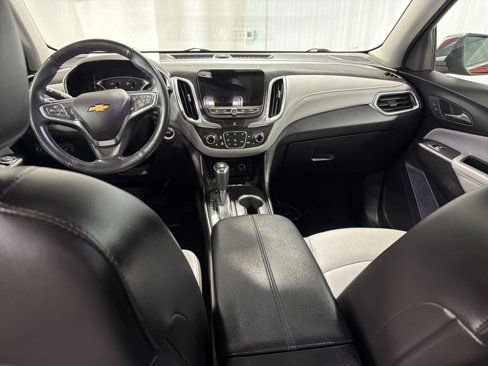 Used 2019 Chevrolet Equinox Premier image 3