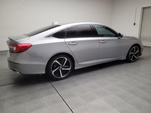 Used 2020 Honda Accord Sport image 10