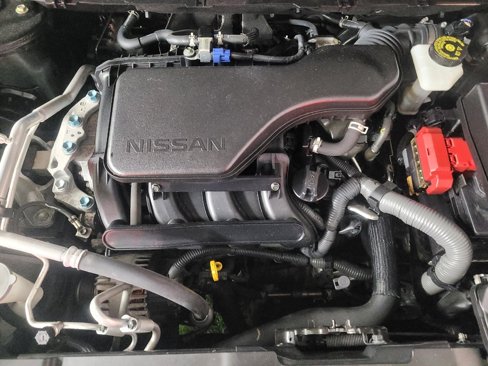 Used 2021 Nissan Rogue Sport S image 30