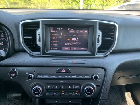 Used 2017 Kia Sportage EX image 20