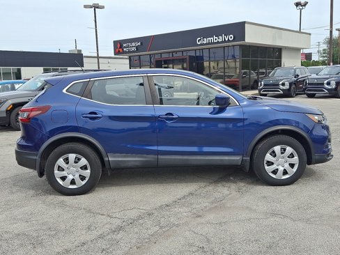Used 2020 Nissan Rogue Sport S image 8