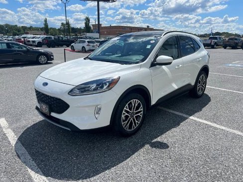 Certified 2020 Ford Escape SEL image 4