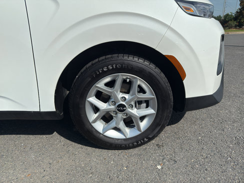 Used 2022 Kia Soul LX w/ Technology Package image 9
