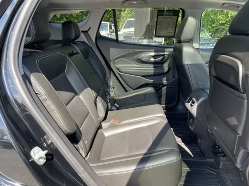 Used 2022 GMC Terrain SLT w/ Infotainment Package II image 28