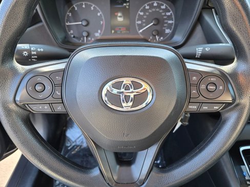Used 2024 Toyota Corolla LE image 19
