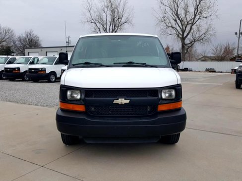 Used 2009 Chevrolet Express 2500 Extended image 4