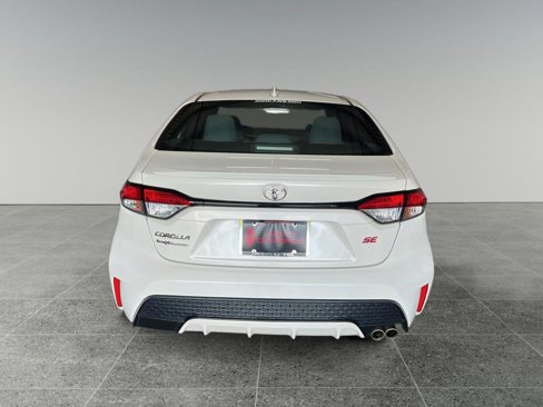 Used 2021 Toyota Corolla SE image 5