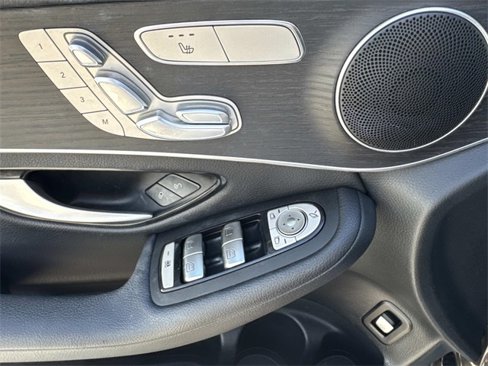 Used 2022 Mercedes-Benz GLC 300 image 14