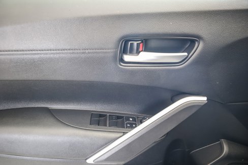Used 2023 Toyota Corolla Cross XLE image 20