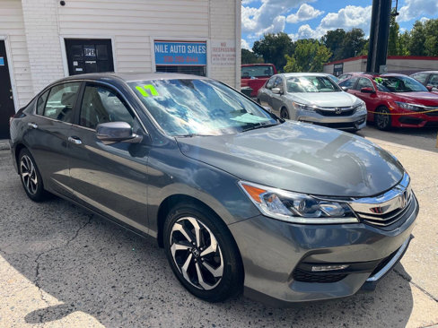 Used 2017 Honda Accord EX-L image 7