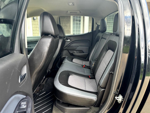 Used 2015 Chevrolet Colorado Z71 image 14