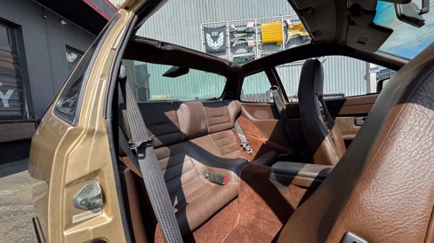 Used 1988 Porsche 924 S image 92